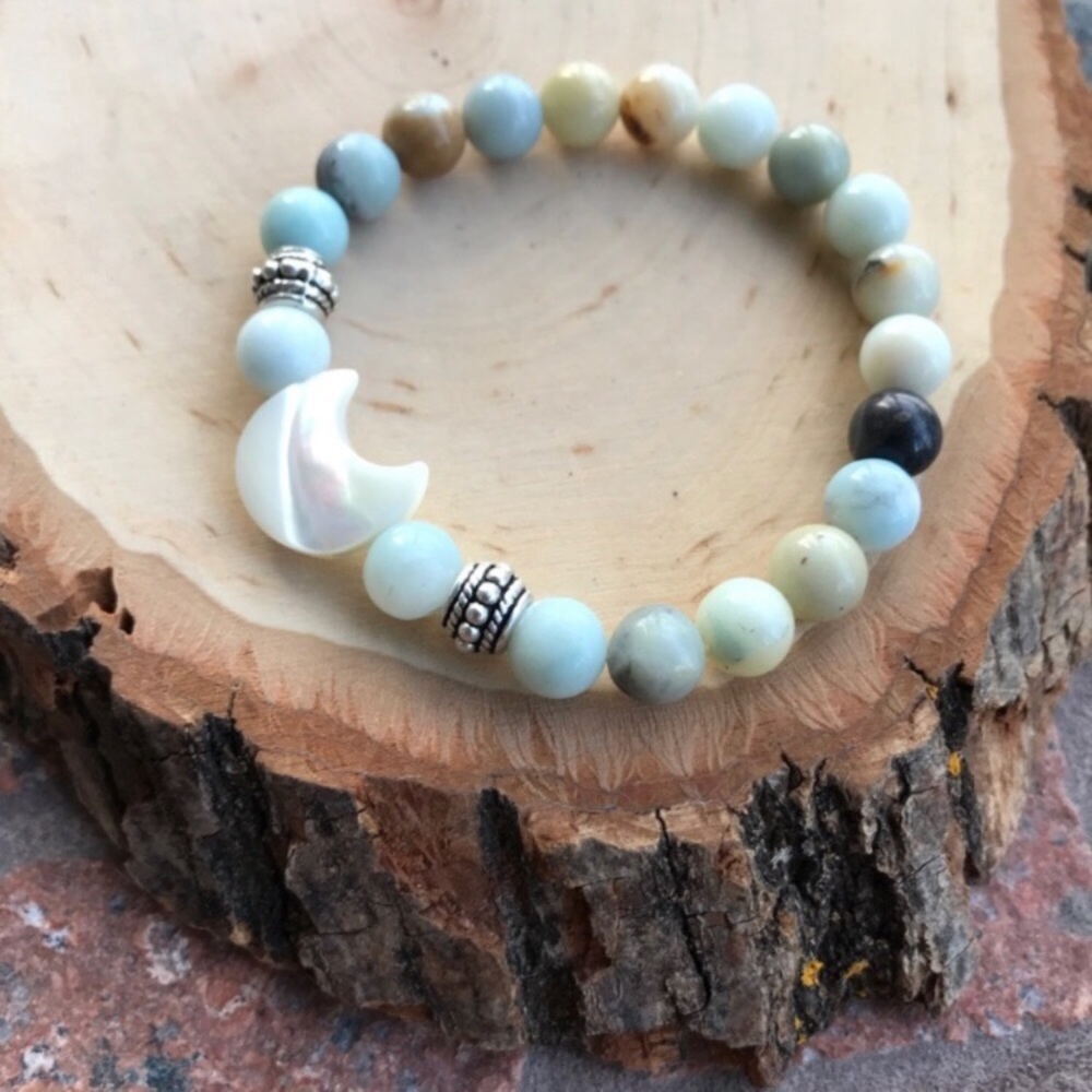 Genuine mother of pearl moon & amazonite beads - Picture 4 of 9